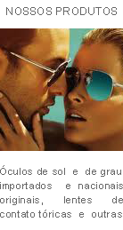 Casal na piscina charmoso usando óculos de sol da Rayban quase se beijando